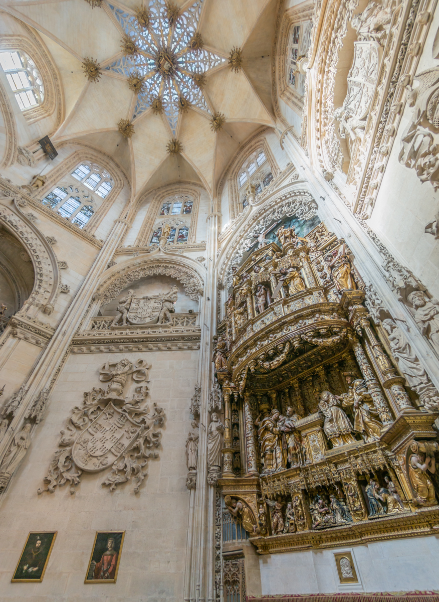 Main altar and donor portraits: Chapel of the Constables, Catedral de Santa María de Burgos, Burgos, Spain | Photo by Mike Hudak